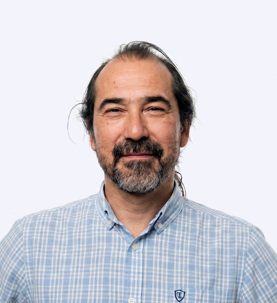 Dr. Eduardo Hernández Miranda