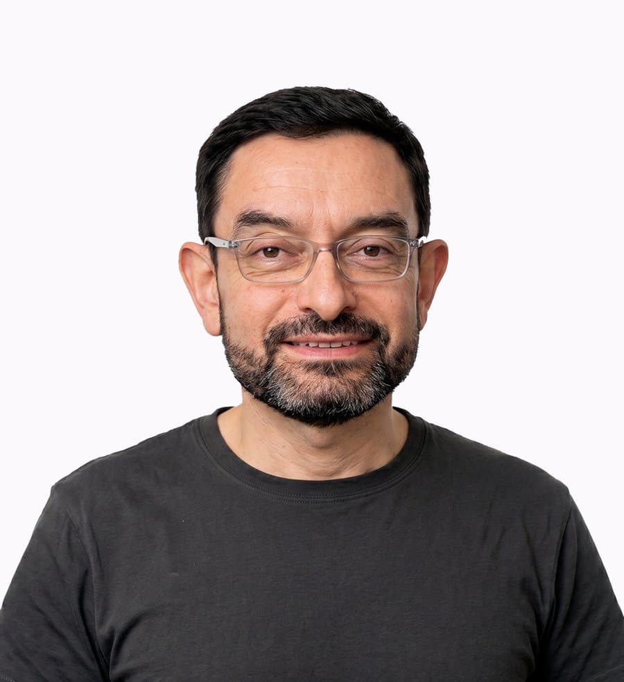 Dr. Leonardo Salazar
