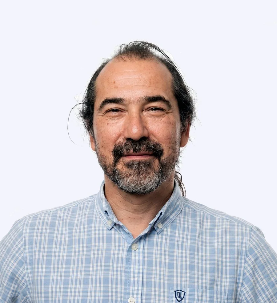 Dr. Eduardo Hernández Miranda